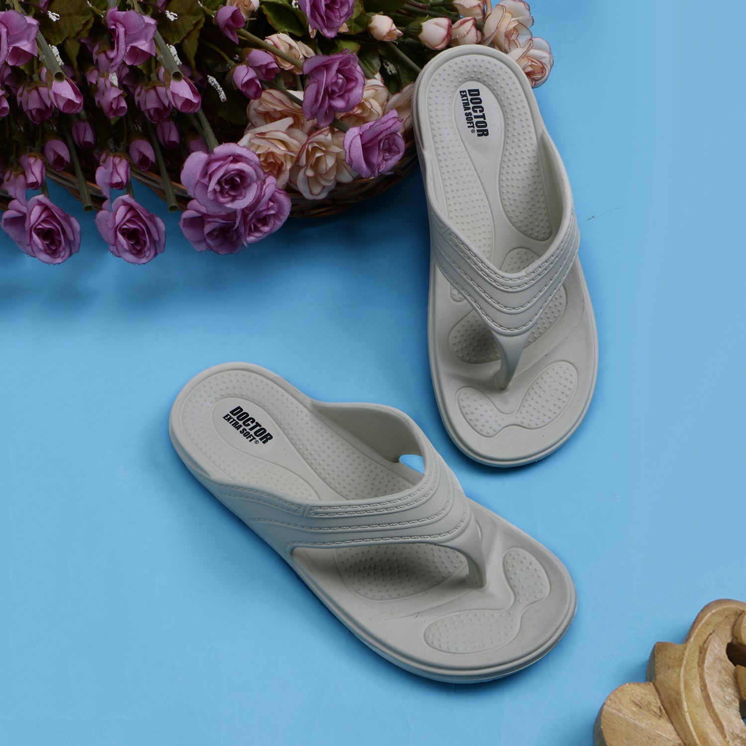 DOCTOR EXTRA SOFT Women's Classic Ultra Soft Flip Flops/Slippers with Cushion FootBed for Adult | Comfortable & Light Weight|Stylish & Anti-Skid| Waterproof & Everyday Slip-on for Ladies & Girls D-515